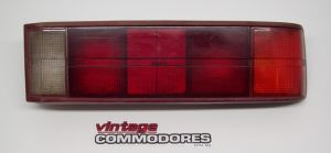 VB VC RIGHT HAND TAIL LIGHT GM 90043410