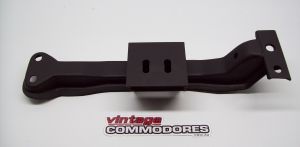 VL V8 TRIMATIC REAR GEAR BOX CROSS MEMBER TRANSMISSION SUPPORT GM 92028632