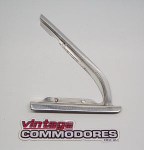 VB VC VH SLE SLX SEDAN LEFT HAND REAR QUARTER VENTILATION GRILLE MOULDING GM 90044667