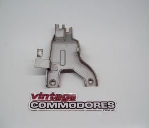 VL RB30 NON TURBO ACCELERATOR CABLE BRACKET GM 92200000
