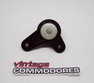 VB VC VH VK REAR DOOR PIVOT - ROD ACTUATING GM 09283486