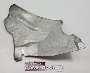 VL RB30E EXHAUST FRONT FENDER HEAT SHIELD PANEL GM 92026648E