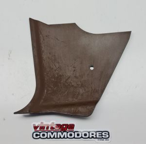 VH LEFT HAND KICK PANEL TRIM ASSEMBLY BROWN 66i GM 92010011HE