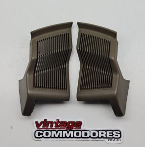 VL FRONT SPEAKER GRILLE ASSEMBLY LEFT AND RIGHT SANDALWOOD 65i GM 92025853MA GM92025852MA