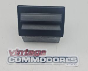 VB VC VH VK VL ASH TRAY DASH INSTRUMENT PANEL GM 92004652