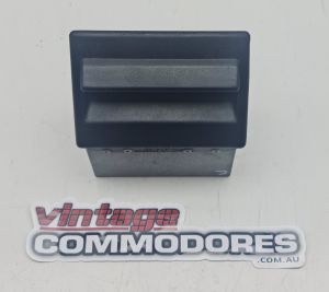 VB VC VH VK VL ASH TRAY DASH INSTRUMENT PANEL GM 92004652
