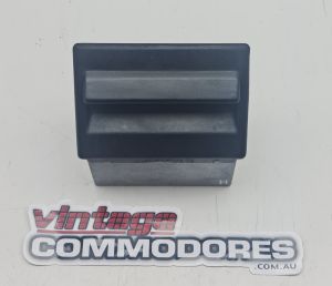 VB VC VH VK VL ASH TRAY DASH INSTRUMENT PANEL GM 92004652