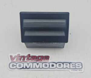 VB VC VH VK VL ASH TRAY DASH INSTRUMENT PANEL GM 92004652