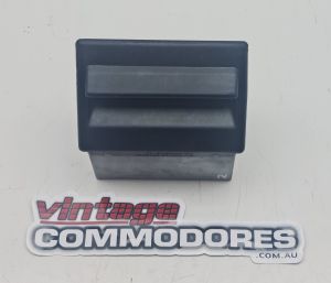 VB VC VH VK VL ASH TRAY DASH INSTRUMENT PANEL GM 92004652