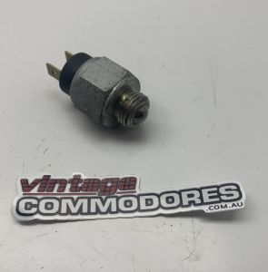 VB VC VH VK 4 SPEED MANUAL REVERSE SWITCH GM 92002153