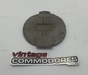 VB VC VH VK VL SPARE WHEEL WELL PLUG METAL 57MM GM 94210168