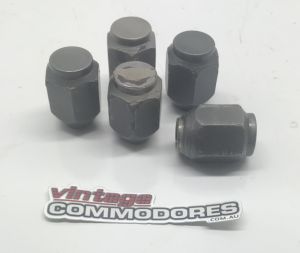 VB VC VH VK VL WHEEL NUTS SUIT PURSUIT RIM STEEL WHEEL CENTER CAP X5 GM 92011663