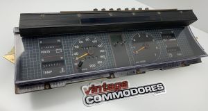 VL RB30 RB30ET BT1 INSTRUMENT CLUSTER WITH TACHOMETER POLICE EQUIPMENT GM 92024040