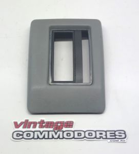 VB VC AUTOMATIC GEAR BOX SHIFTER SURROUND GREY 11i GM 92001409FY