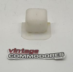 VB VC VH VK VL REAR DOOR ELECTRIC WINDOW SWITCH WATER DEFLECTOR GM 90045875