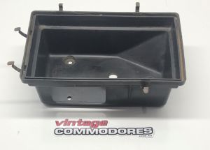 VL VN AIR CLEANER BOX LOWER BODY GM 92023736