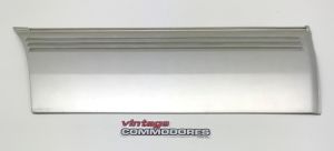 VK CALAIS RIGHT HAND REAR DOOR LOWER MOULDING GM 92020272G