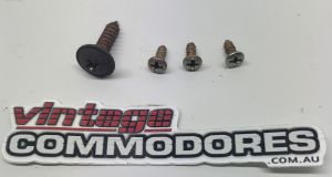 VB VC VH VK VL FRONT ROOF A PILLAR MOULDING SCREW KIT GM 11029572