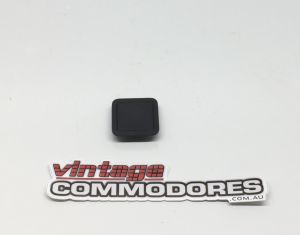 VK CONSOLE WITH ARM REST ELECTRIC MIRROR HOLE CAP GM 92019884 