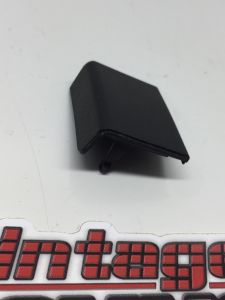 VL INSTRUMENT SWITCH COVER PLATE RIGHT HAND GM 92024490