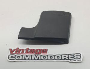 VL LEFT HAND BOTTOM WINDSCREEN CORNER MOULDING GM 92033525