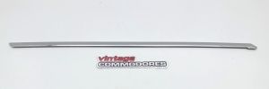 VL SEDAN RIGHT HAND ROOF GUTTER C-PILLAR REVEAL REAR CHROME MOULDING GM 92024472