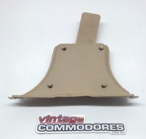 VL RIGHT HAND FRONT SEAT BELT RETRACTOR COVER SANDALWOOD 65i GM 92004688LZ