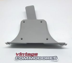 VK VL LEFT HAND FRONT SEAT BELT RETRACTOR COVER GREY 15i GM 92004687LW
