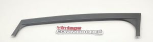 VK VL WAGON RIGHT HAND TAIL GATE WINDOW MOULDING GM 92019269