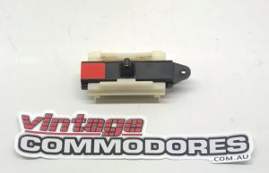 VK VL LEFT HAND REAR DOOR LOCKING SLIDER ASSEMBLY GM 92024538