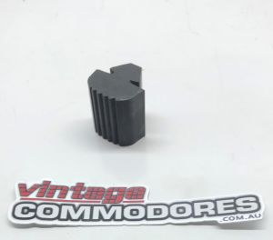 VB VC VH FRONT DOOR WINDOW BUMPER  GM FDWB