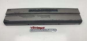 VL SL EXECUTIVE BT1 TAILLIGHT GARNISH EXTENSION ASSEMBLY GM 92024363-7