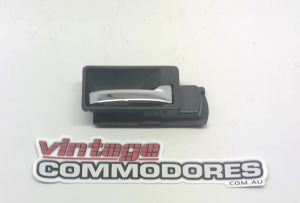 VB VC VH CHROME INNER DOOR HANDLE RIGHT HAND GM 92004802