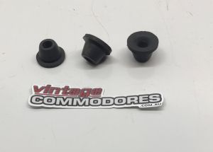 VB VC VH VK GRILLE MOUNTING LOWER GROMMET SET GM 92019451(X3)