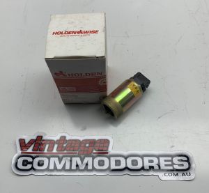NOS VK CALAIS DIGITAL DASH  SPEEDO SENSOR NOS GM 92020358