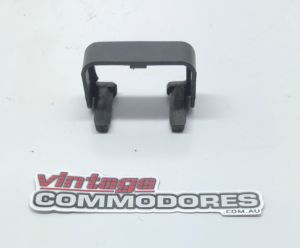 VL FRONT LEFT HAND SEAT ADJUSTER RAIL END CAP GM 90176223