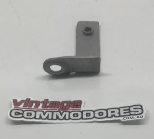 VL 6 CYL RB30 3.0L POWER STEERING AND TRANSMISSION LINE TO SUMP BRACKET GM SP 1974